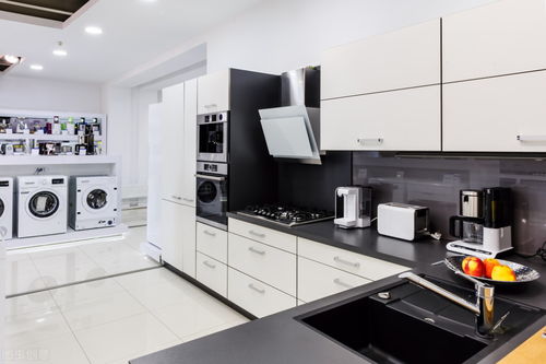 廚房家電保養(yǎng)與維修指南 延長(zhǎng)使用壽命，守護(hù)家庭安全