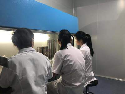 咸寧香泉水檢公司開展潘灣駐廠水質(zhì)檢測員技能培訓與技術咨詢活動